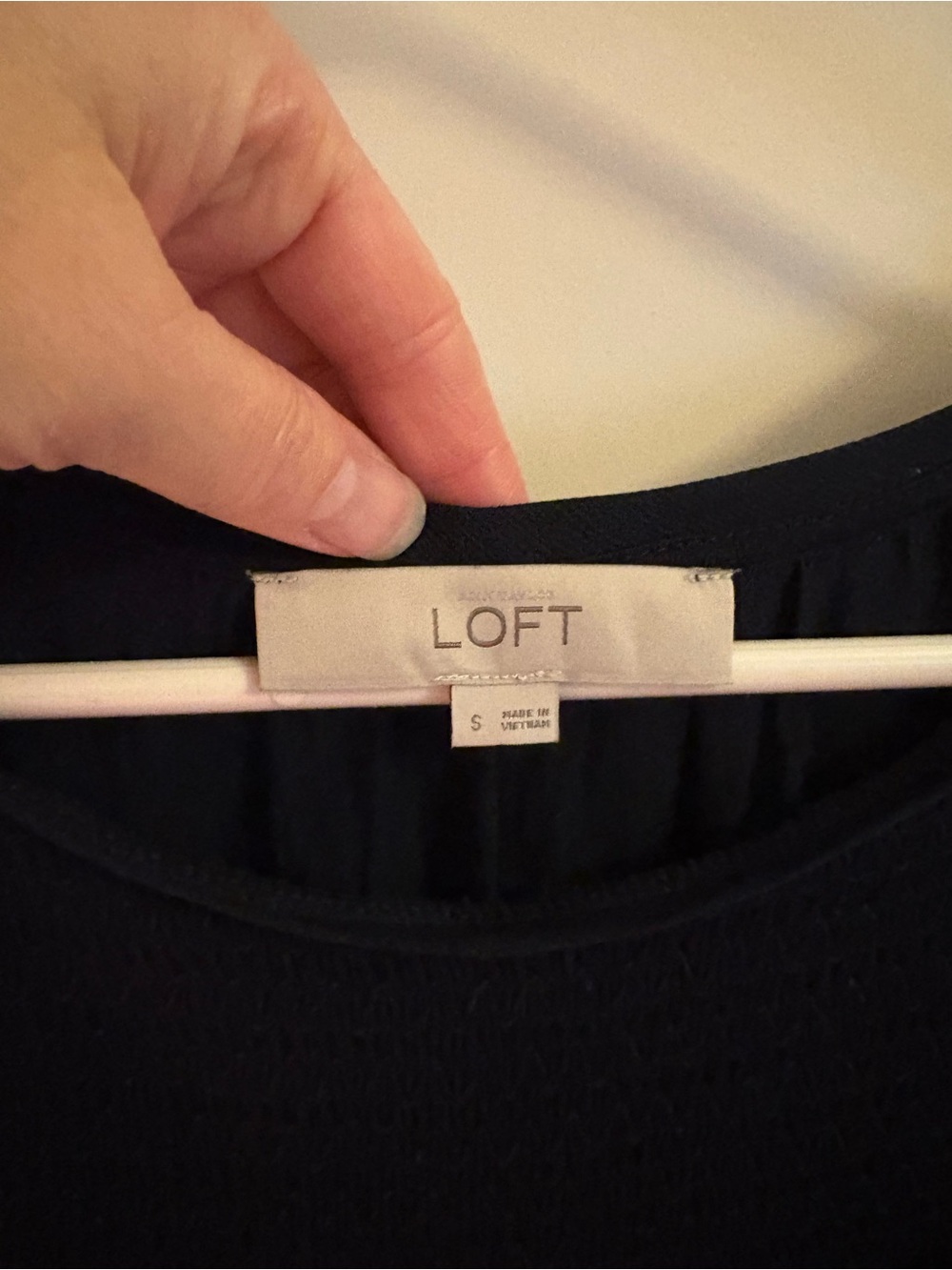 Loft navy cap sleeve gathered front blouse - Picture 2 of 15
